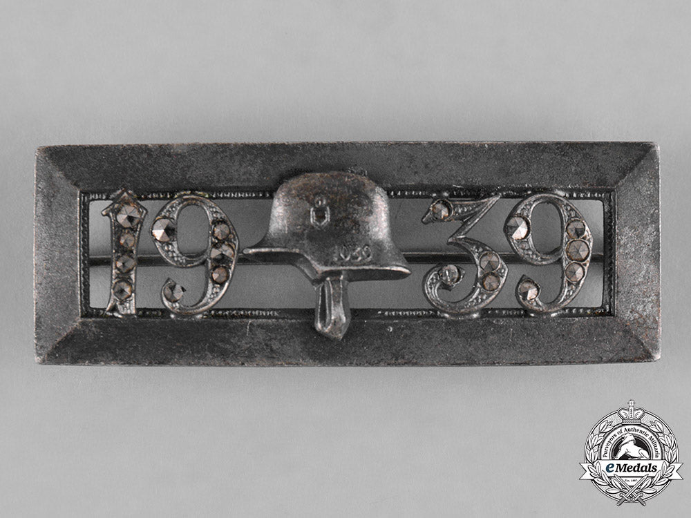 germany,_wehrmacht._a1939_wehrmacht_propaganda_badge_c19-0742