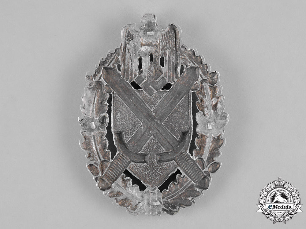 germany,_heer._an_army_marksmanship_lanyard_shield,_grades5-8_c19-0781