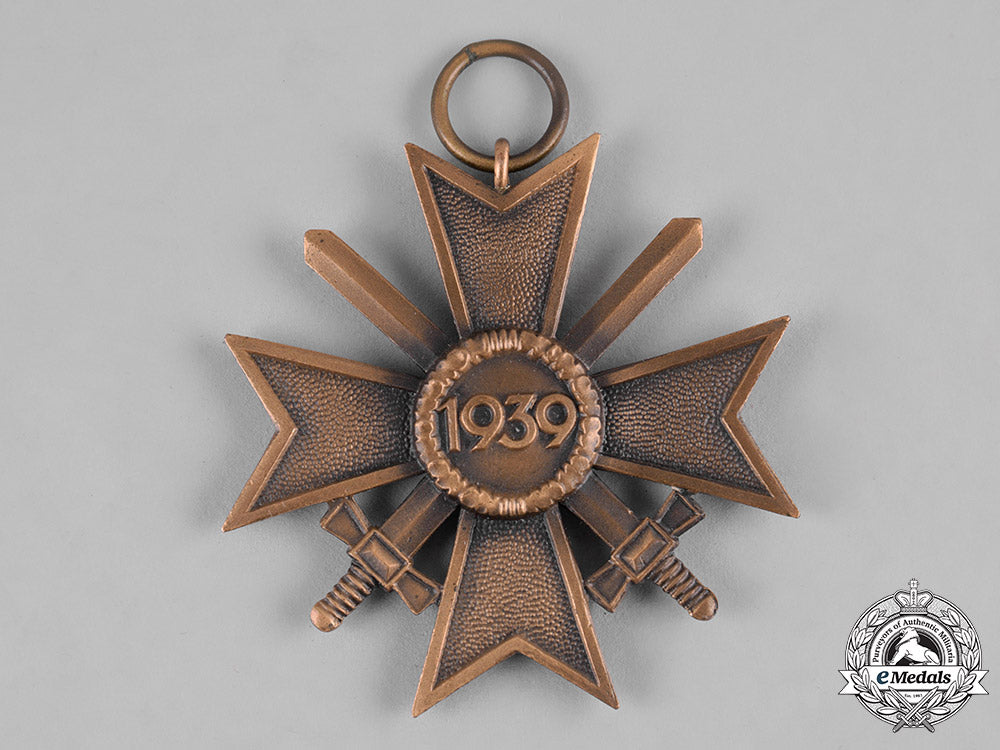 germany,_wehrmacht._a_pair_of_merit_medals_c19-0790
