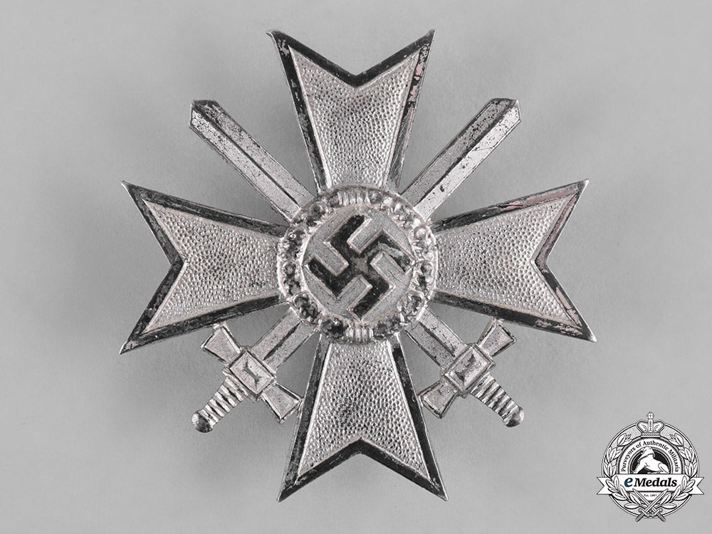 germany,_wehrmacht._a_war_merit_cross,_i_class,_with_swords_in_case_c19-0880