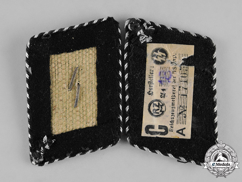 germany,_ss._a_set_of_waffen-_ss_unterscharführer_collar_tabs,_type2_c19-0894