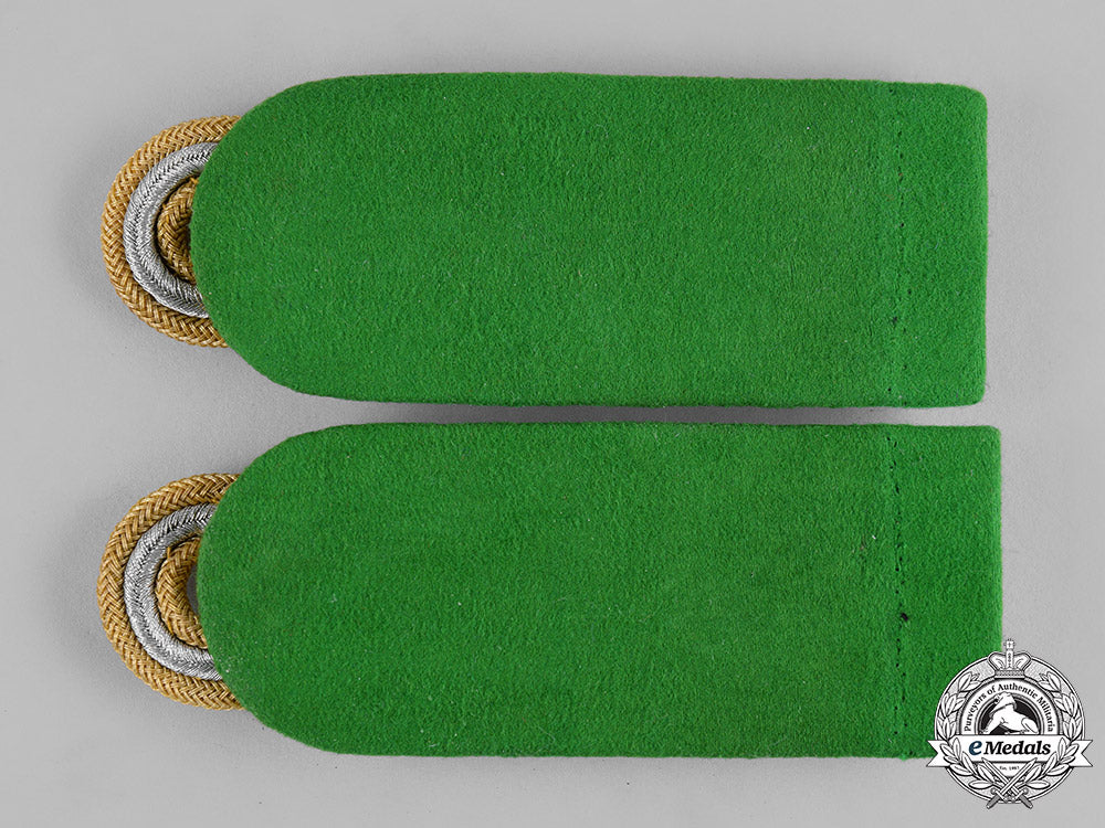 germany,_ordnungspolizei._a_set_of_ordnungspolizei(_order_police)_major_general_shoulder_boards_c19-0897