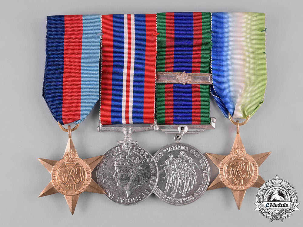 canada._a_second_war_veteran's_group_of_four_c19-1008