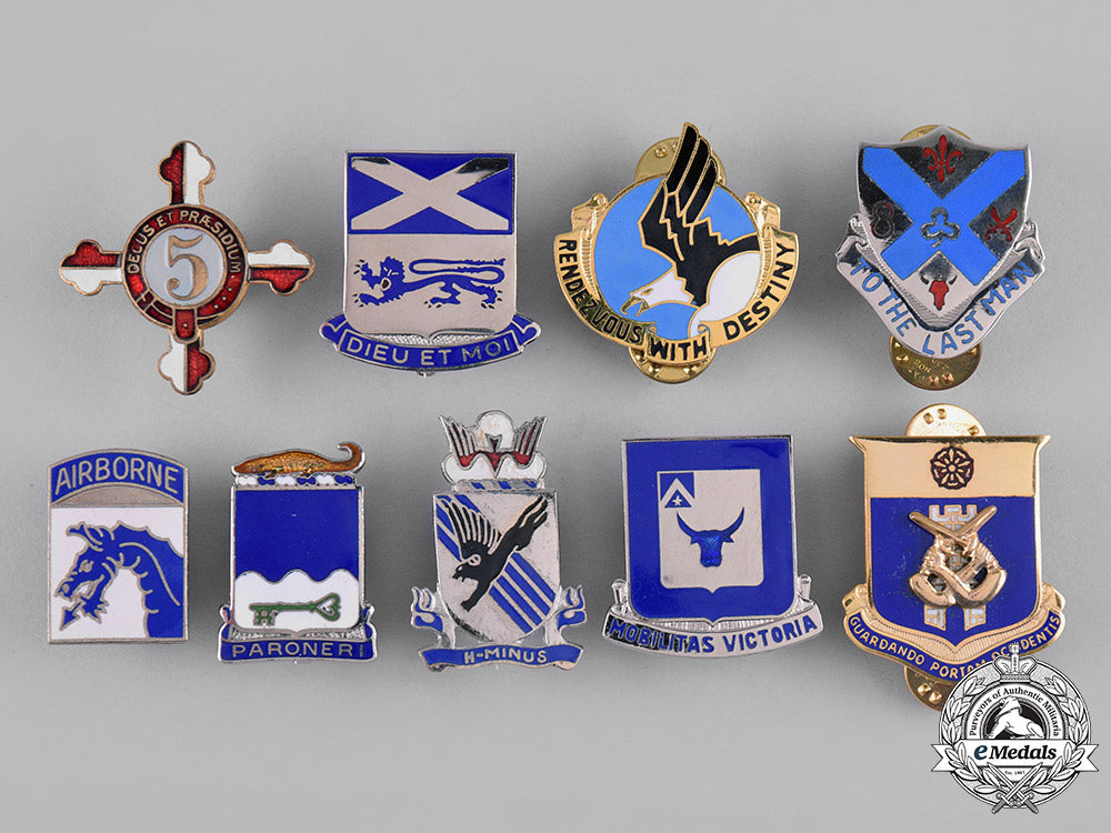 united_states._a_lot_of_thirty-_three_infantry_regimental_insignia_badges_c19-1092