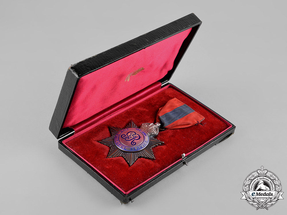 united_kingdom._an_imperial_service_medal,_star_type,_to_robert_m._holesworth_c19-1378