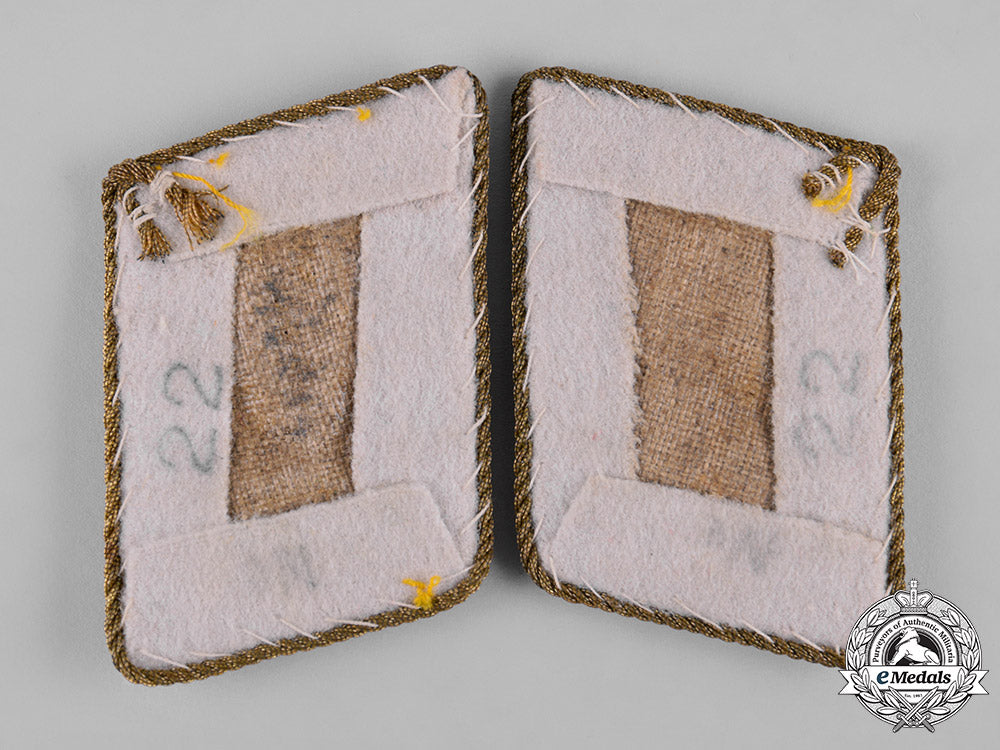 germany,_luftwaffe._a_set_of_major_general’s_collar_tabs_c19-1406
