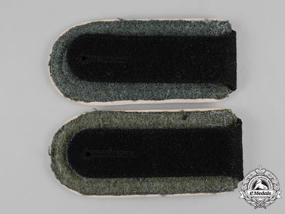 germany,_ss._a_set_of_waffen-_ss_hauptscharführer_shoulder_straps_c19-1425_2