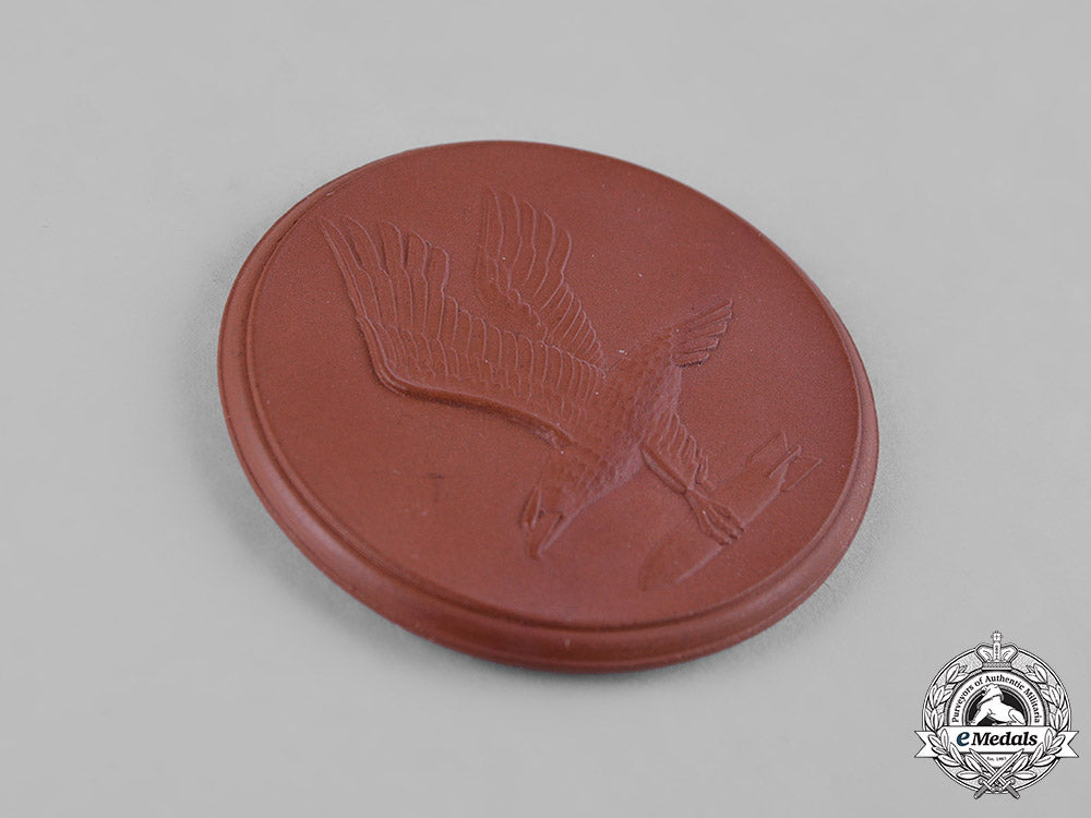 germany,_luftwaffe._a1941_defeat_england_campaign_medal_c19-1437