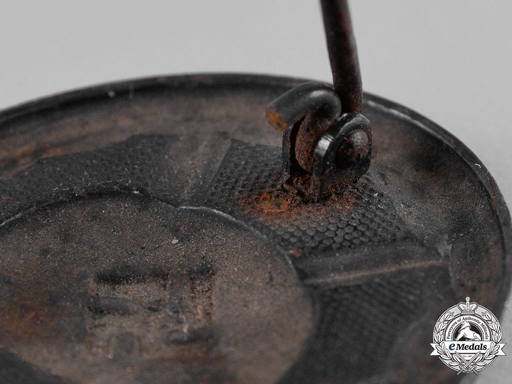 germany,_wehrmacht._a_pair_of_wound_badges_c19-1475