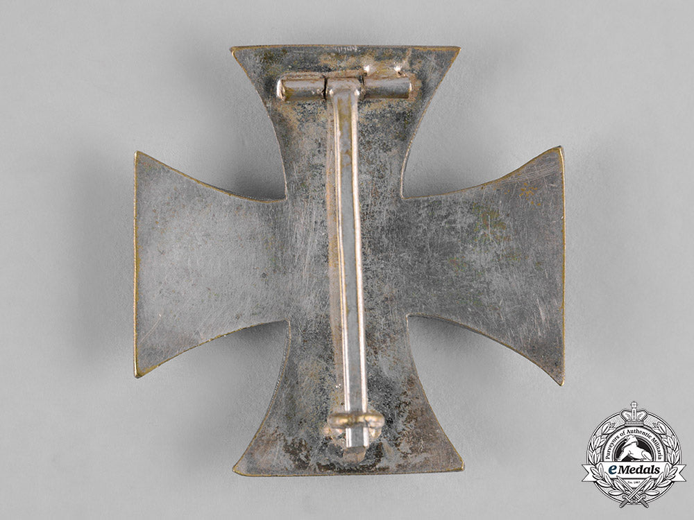 germany,_imperial._a1914_iron_cross_i_class_c19-1504