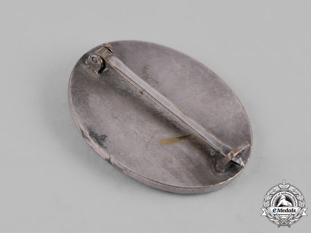 germany,_wehrmacht._a_wound_badge,_silver_grade,_by_the_official_vienna_mint_c19-1689