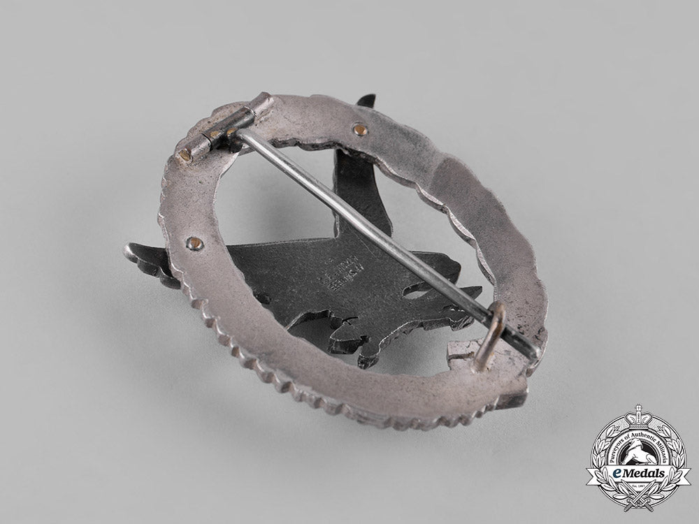 germany,_luftwaffe._an_air_gunner&_radio_operator_badge_in_case,_by_c.e._juncker_c19-1697