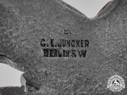 germany,_luftwaffe._an_air_gunner&_radio_operator_badge_in_case,_by_c.e._juncker_c19-1700