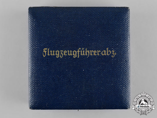 germany,_luftwaffe._a_pilot’s_badge_case_of_issue_c19-1704