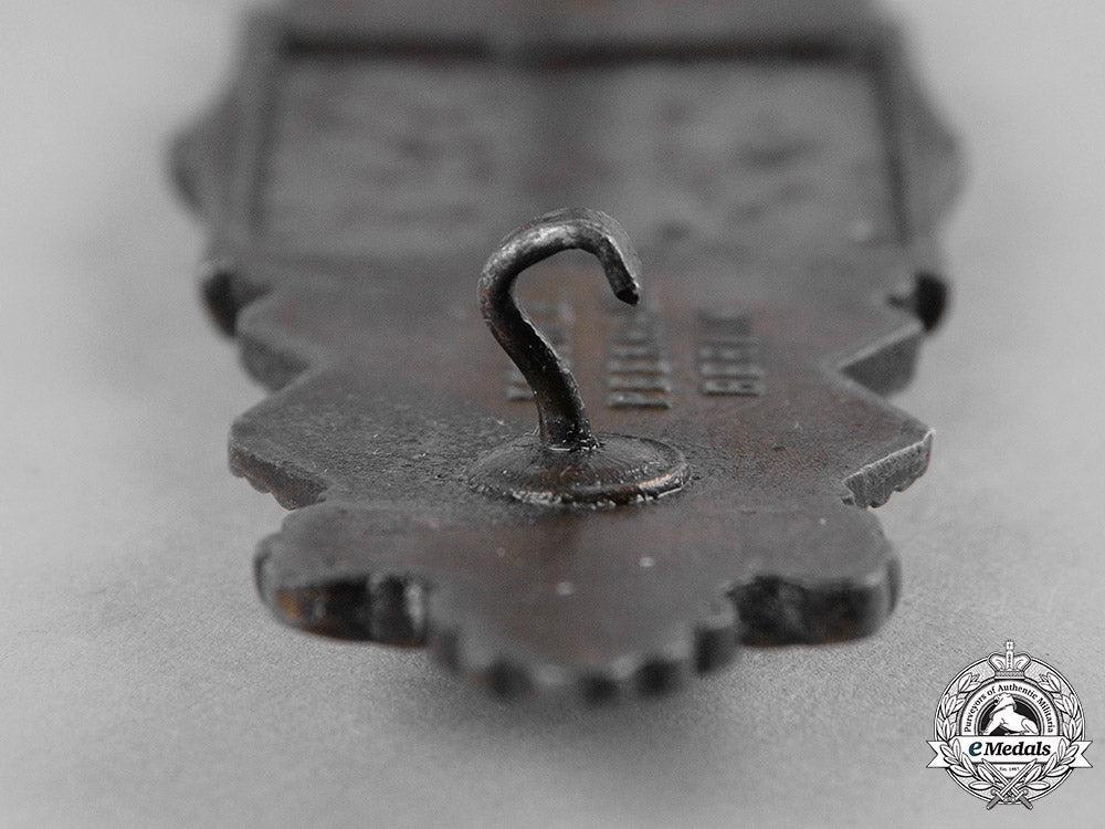 germany,_wehrmacht._a_close_combat_clasp,_bronze_grade,_by_a.g.m.u.k_c19-1811