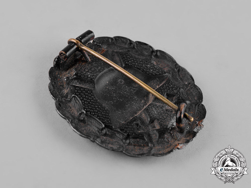 germany,_wehrmacht._a_lot_of_first_and_second_war_period_badges_c19-1833