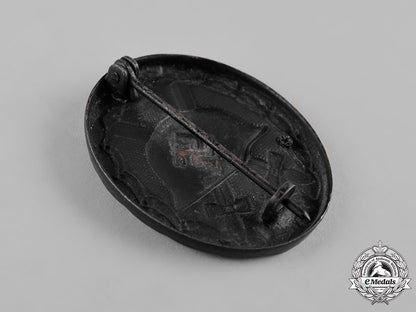 germany,_wehrmacht._a_lot_of_first_and_second_war_period_badges_c19-1836