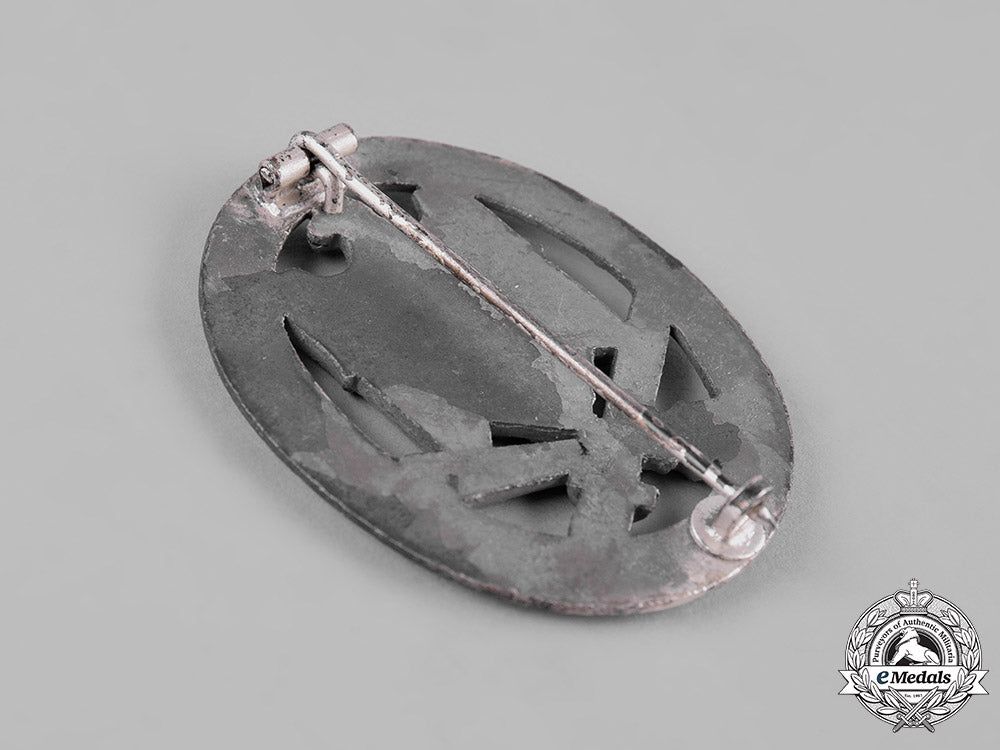germany,_wehrmacht._a_lot_of_first_and_second_war_period_badges_c19-1839