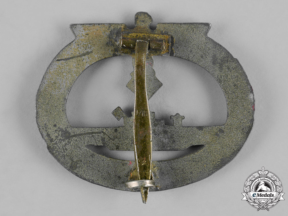germany,_kriegsmarine._a_u-_boat_war_badge,_by_b.h._mayer_c19-1850