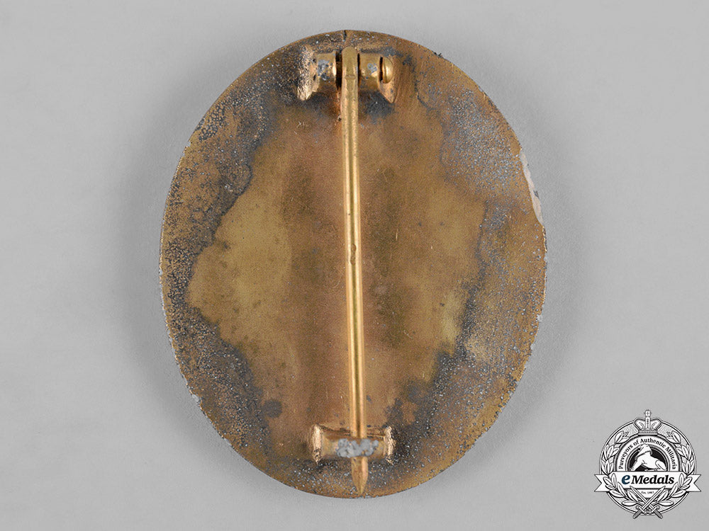 germany,_wehrmacht._a_wound_badge,_gold_grade,_by_paul_meybauer_c19-1867
