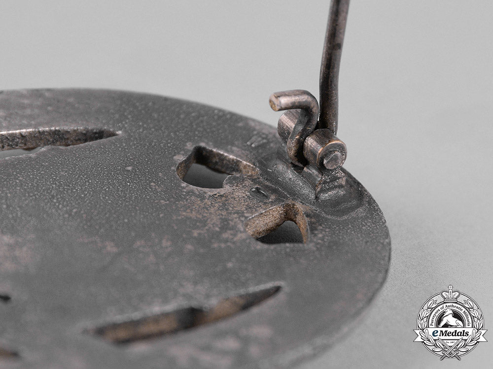 germany,_wehrmacht._a_general_assault_badge,_by_karl_wurster_c19-1876