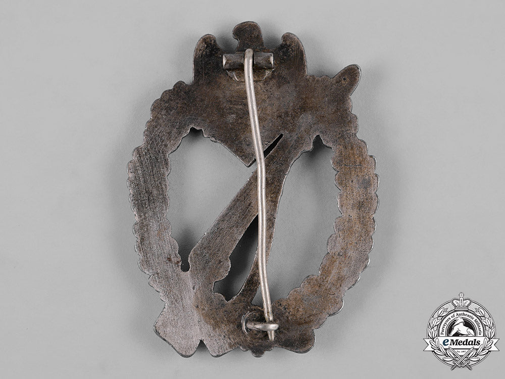 germany,_wehrmacht._an_infantry_assault_badge,_silver_grade_c19-1882