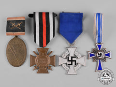 Germany, Third Reich. A Lot Of First And Second War Period Medals