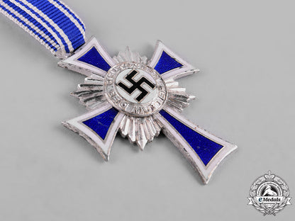 germany,_third_reich._a_pair_of_honour_crosses_of_the_german_mother_c19-1966