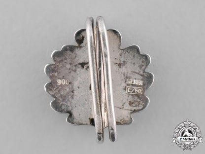 germany,_third_reich._a_type_i_oakleaves_to_the_knights_cross_with_case&_ribbon,_by_gebrüder_godet&_co._c19-1999