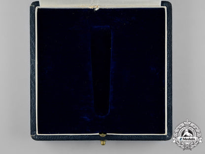 belgium,_kingdom._an_order_of_leopold_ii,_grand_officer’s_case,_by_fisch&_co._c19-2264