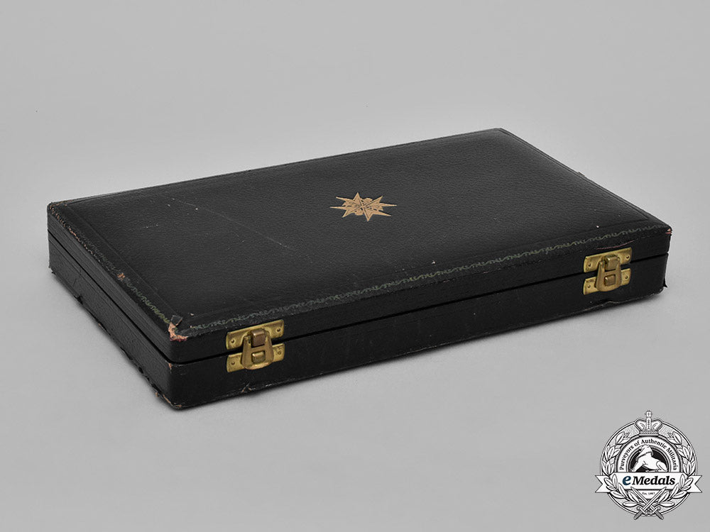 united_kingdom._an_order_of_st._john,_i_class_grand_cross_case_c19-2307