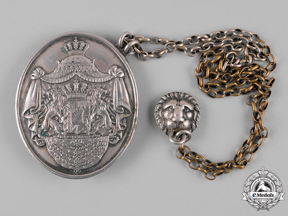 bavaria,_kingdom._a_kingdom_of_bavaria_civil_servant’s_badge_by_f._stäble,_c.1876_c19-2336