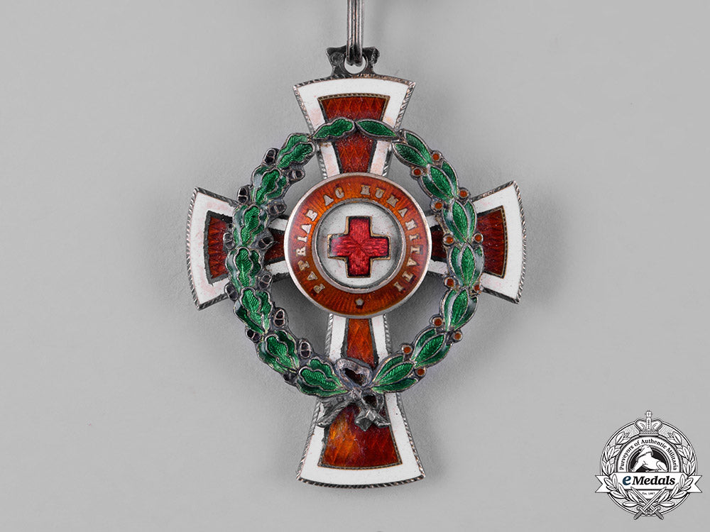 austria,_imperial._a_decoration_for_services_to_the_red_cross,_ii_class_with_war_decoration_c19-2350