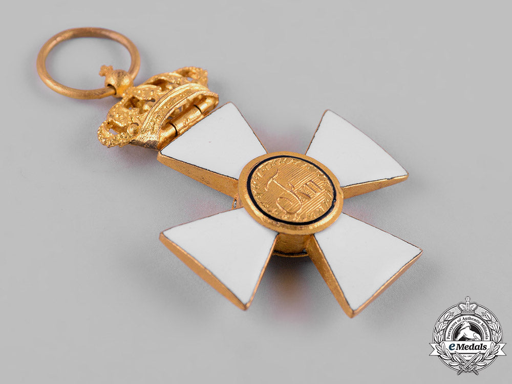 spain,_kingdom._a_royal&_military_order_of_st._hermenegild,_gold_cross,_c.1910_c19-2382_1