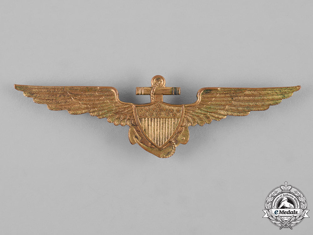 united_states._a_naval_aviator_badge,_early_version_c19-2649