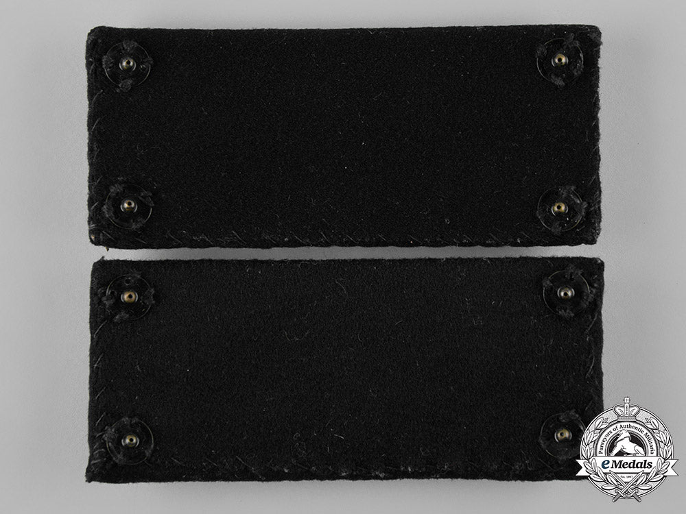 united_states._a_pair_of_united_states_army_lieutenant_colonel_artillery_shoulder_boards_c19-2709