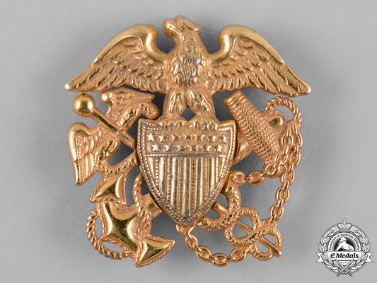 united_states._a_united_states_navy_side_cap_badge,_by_vanguard_c19-2862