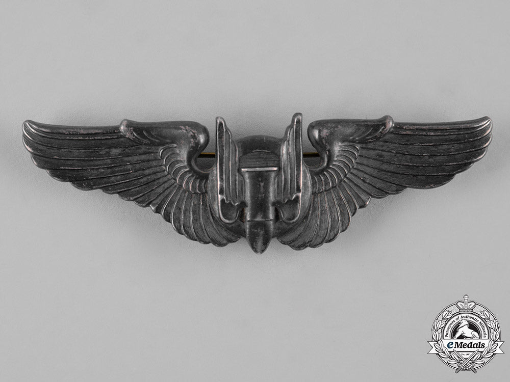 united_states._a_post_second_war_army_air_force_navigator_badge_c19-2892