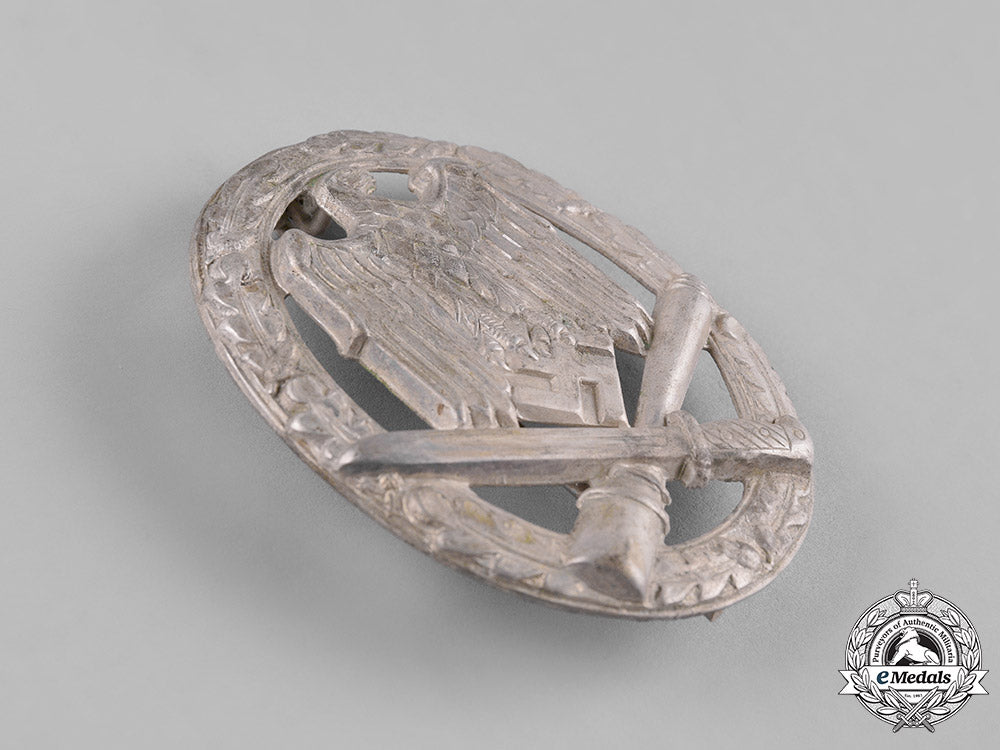 germany,_wehrmacht._a_general_assault_badge_c19-297