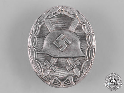 germany,_wehrmacht._a_wound_badge,_silver_grade,_by_eugen_schmidthäussler_c19-3010