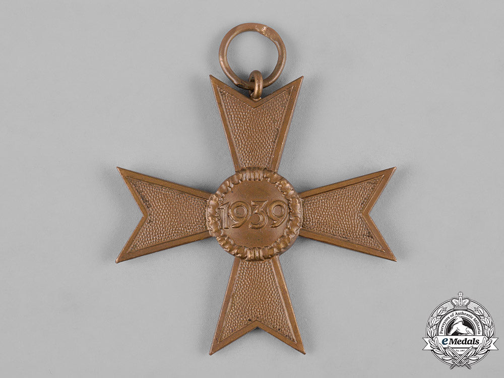 germany,_wehrmacht._a_war_merit_cross,_ii_class,_with_paper_envelope_c19-3054