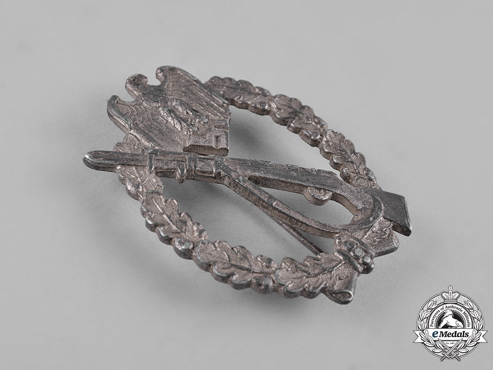 germany,_wehrmacht._an_infantry_assault_badge,_silver_grade_c19-3065