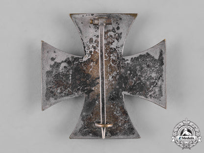 germany,_imperial._a_pair_of1914_iron_crosses_c19-3226