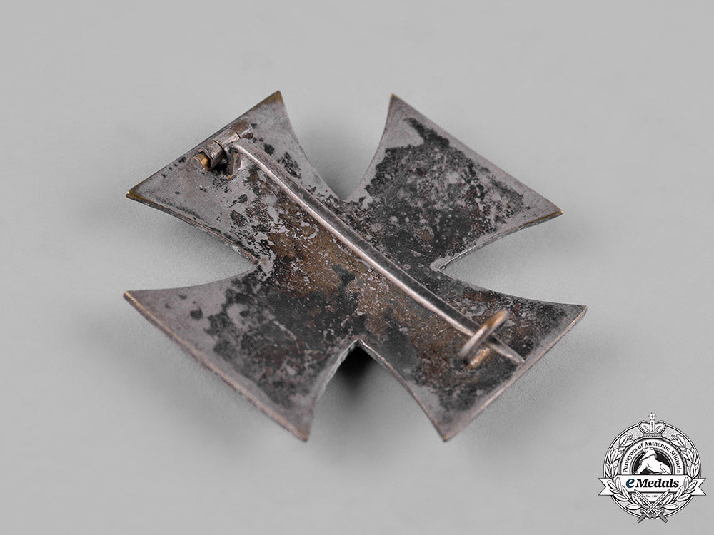 germany,_imperial._a_pair_of1914_iron_crosses_c19-3228