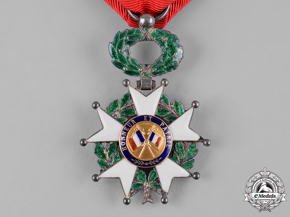 canada._a_dso_group_to_major_george_alton_cline_mid,_officer_commanding_of_canadian_corps_headquarters_signal_company_c19-3269