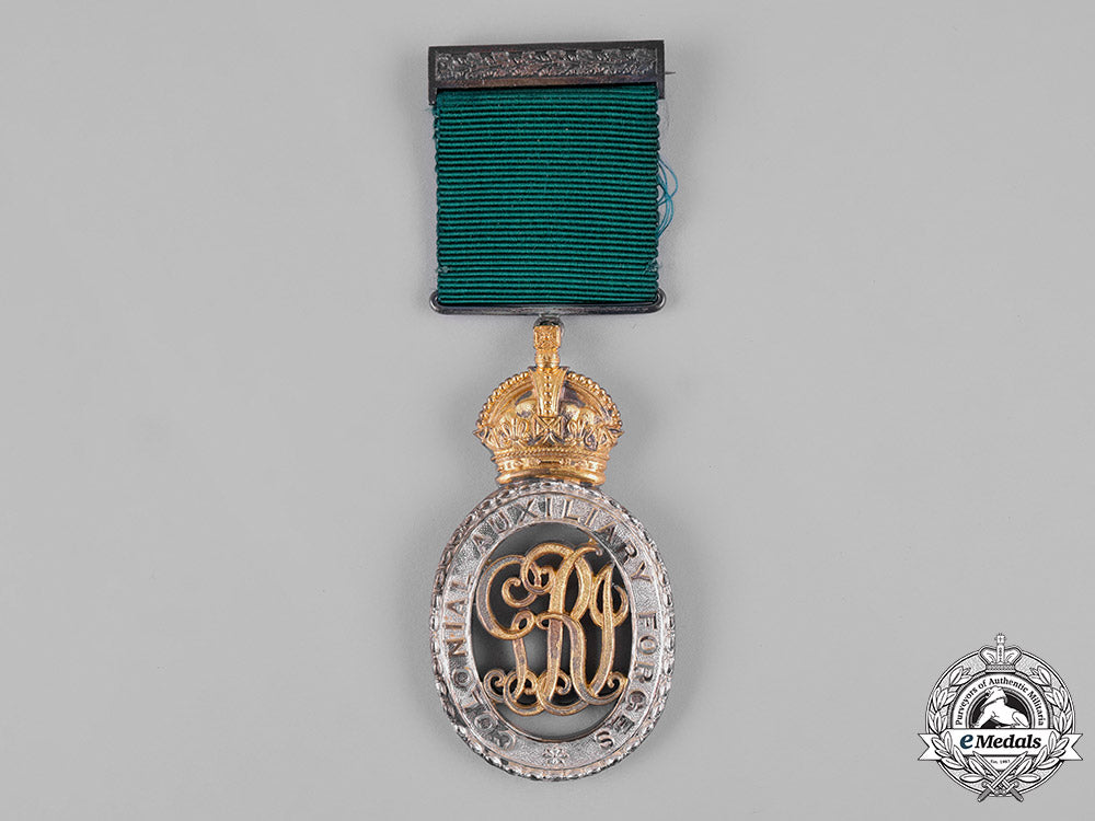 canada._a_dso_group_to_major_george_alton_cline_mid,_officer_commanding_of_canadian_corps_headquarters_signal_company_c19-3284