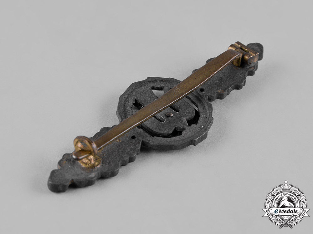 germany,_luftwaffe._a_bomber_flight_clasp,_gold_grade_c19-329