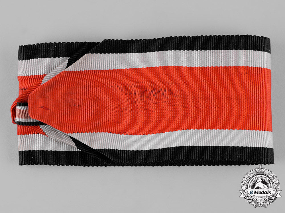 germany,_wehrmacht._a_neck_ribbon_for_a_knight’s_cross_of_the_iron_cross_c19-3410