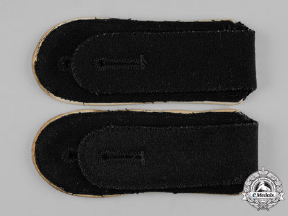 germany,_ss._a_set_of_waffen-_ss_mann_infantry_shoulder_straps_c19-3451_1