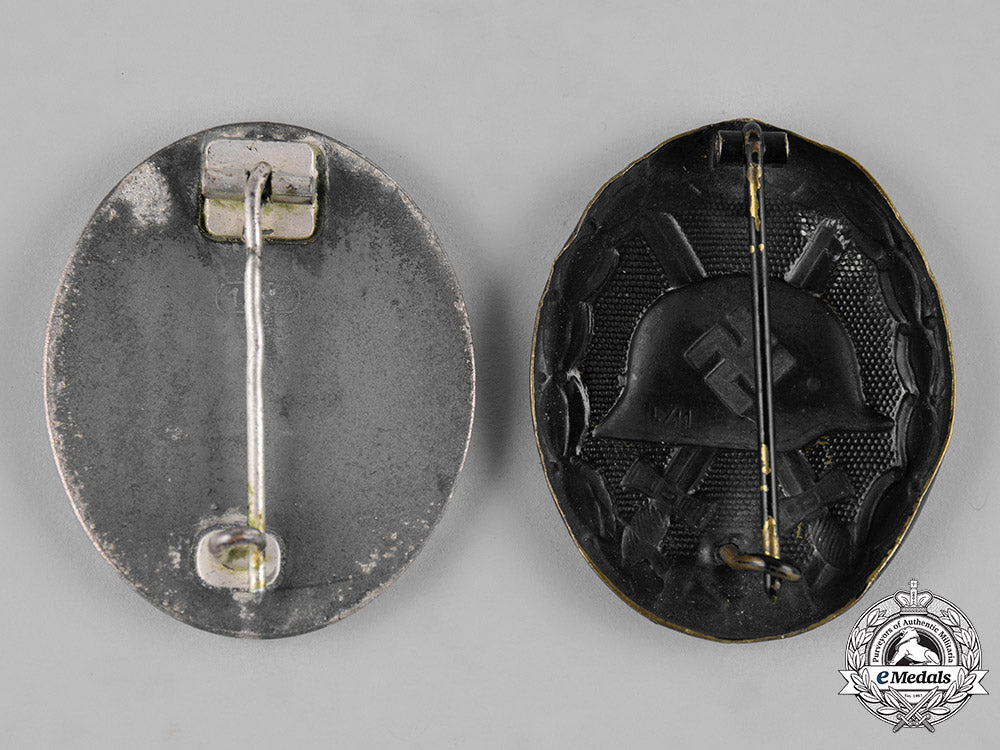 germany,_wehrmacht._a_pair_of_wound_badges_c19-3471_2